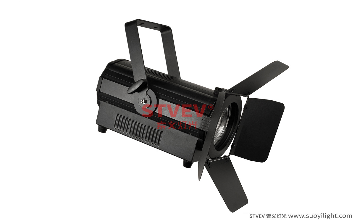 Chile150W,200W LED变焦聚光灯